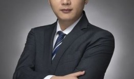 房产顾问王微简介怎么写(房产顾问王微简介怎么写好)