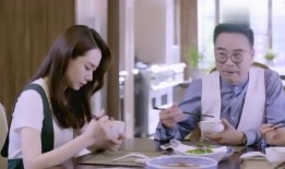 被养母算计房产怎么办(养母要求养女赔偿)